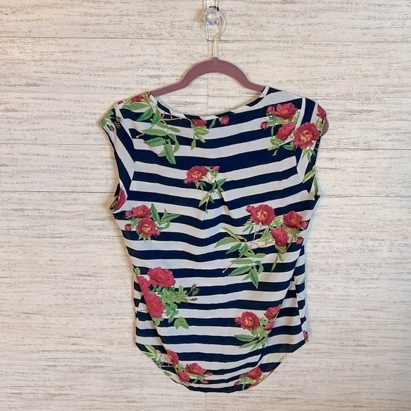 Charming Charlie Floral Blouse| SIZE S - Picture 2 of 5